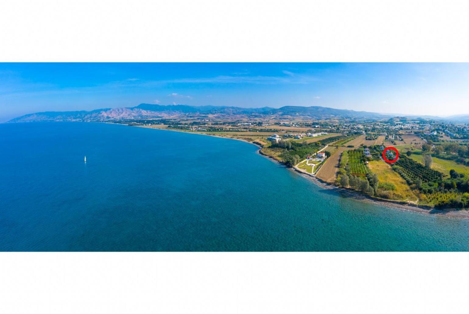 Sun Beach Villa Tria Polis Kültér fotó