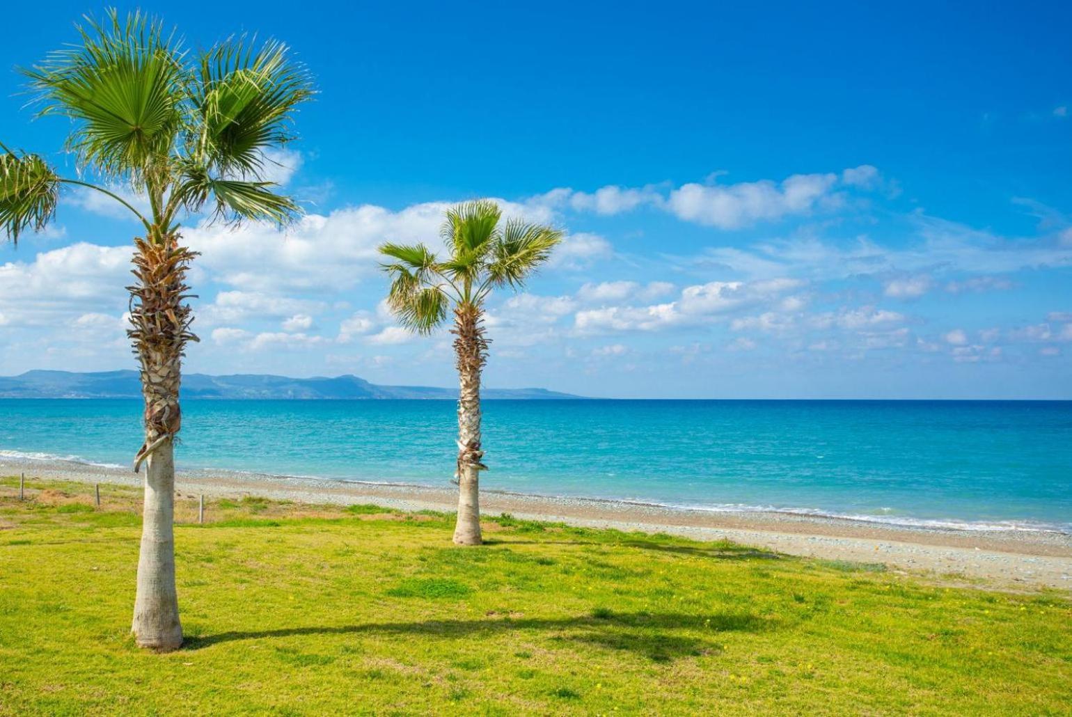 Sun Beach Villa Tria Polis Kültér fotó