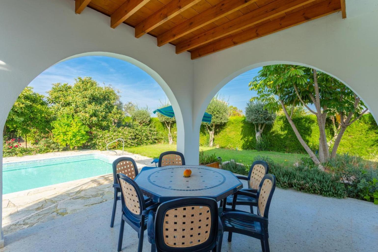 Sun Beach Villa Tria Polis Kültér fotó